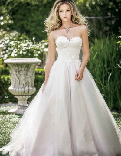 MWB22 | Nifi Bridal - The Willows | 4