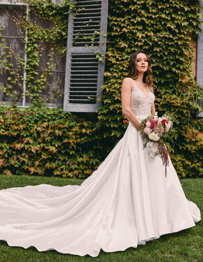 MWB27 | Overnewton Castle - Werribee House of Brides