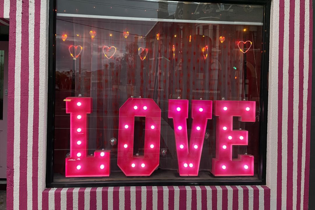 Two Lovebirds - shopfront